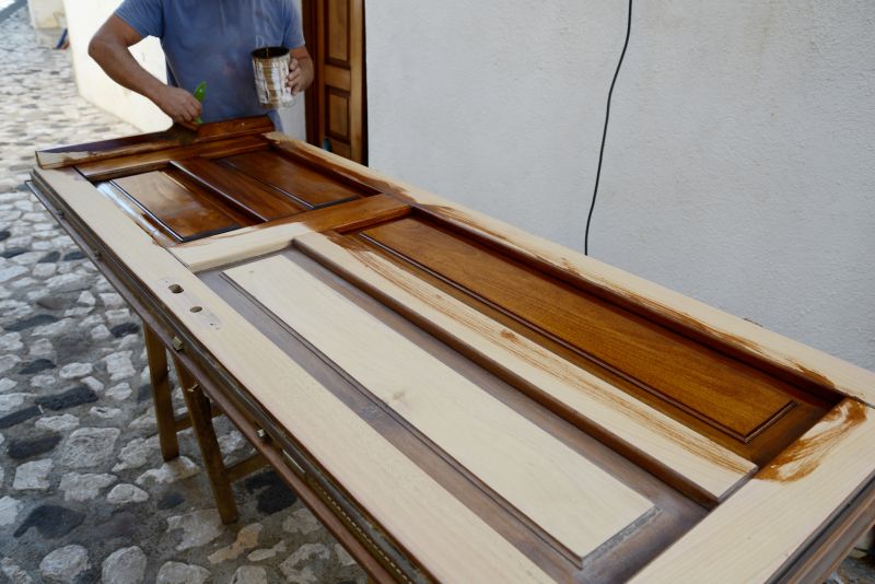 Specialized Wood Staining Experts